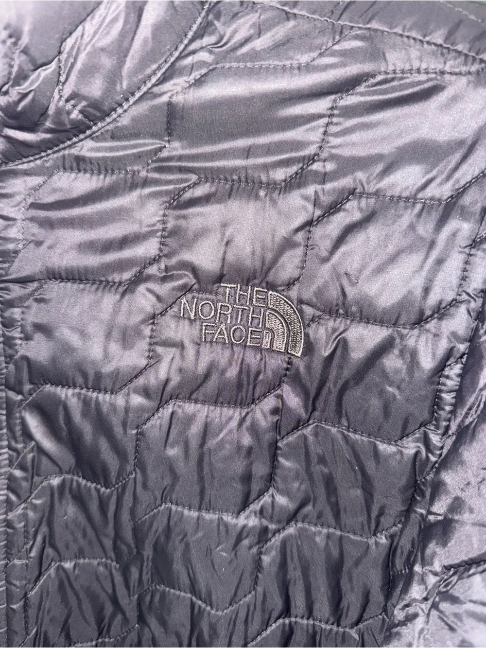 The North Face boys xl Black Quilted Puffer Jacket